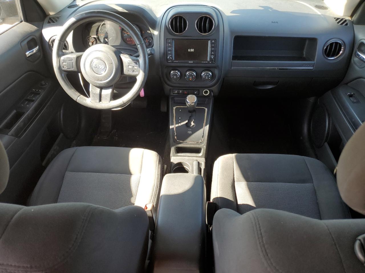 1C4NJRFB4GD506918 2016 Jeep Patriot Latitude 1C4NJRFB4GD506918 2016 Jeep Patriot Latitude