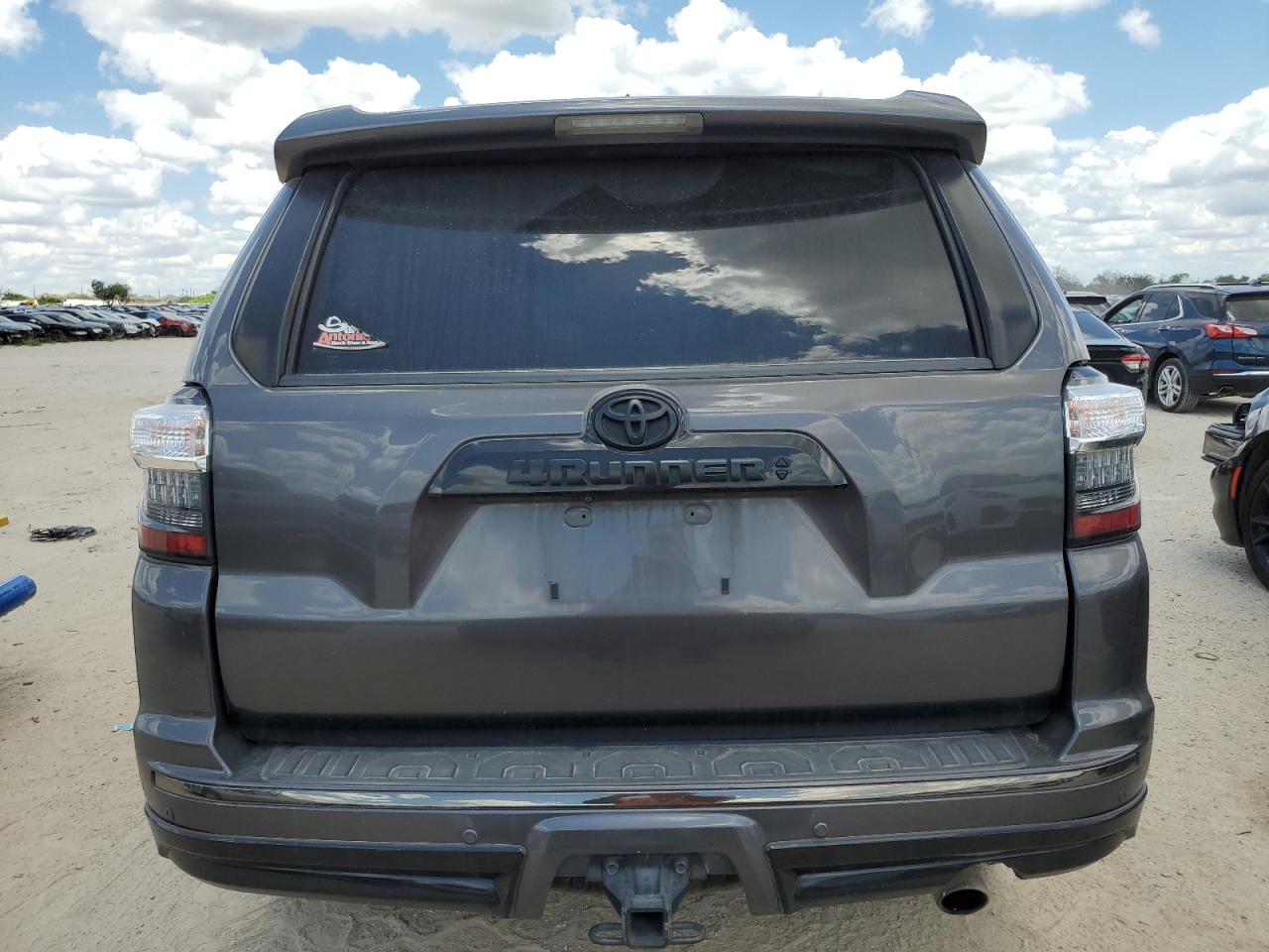 JTEZU5JR9K5198410 2019 Toyota 4Runner Sr5