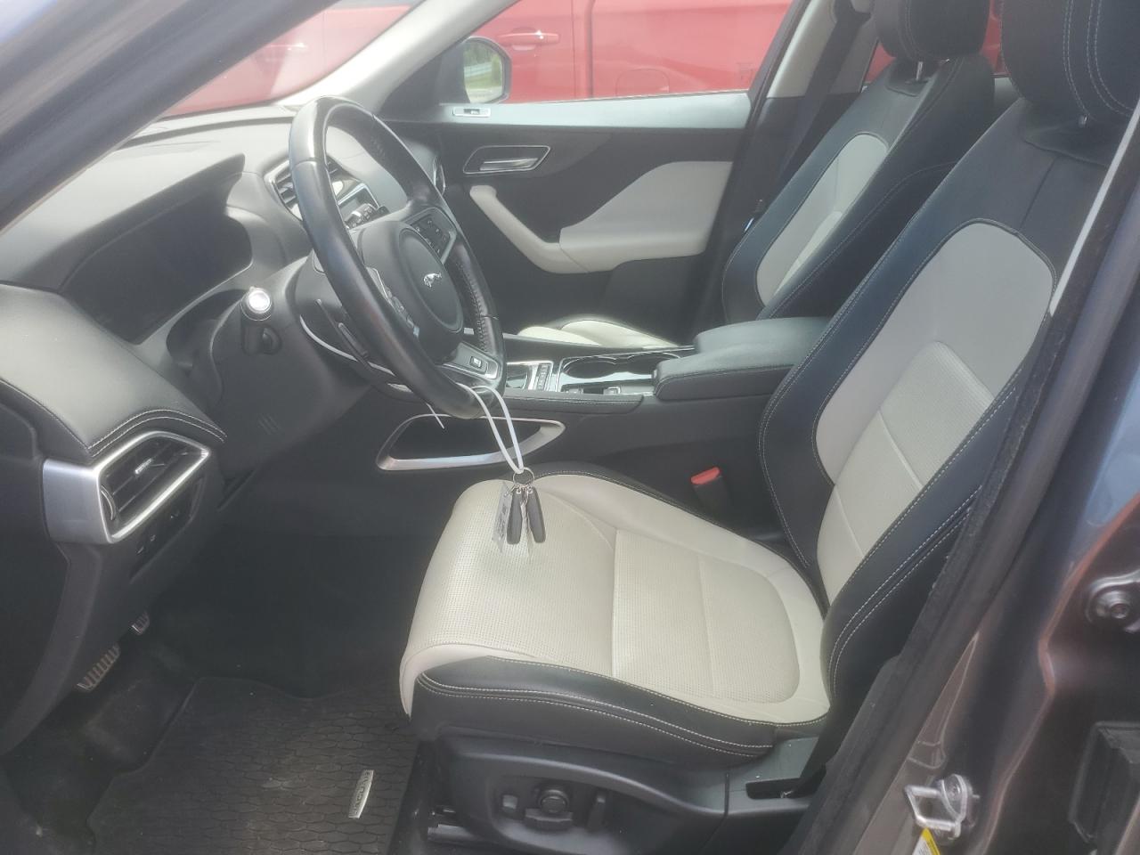 SADCL2BN7HA488270 2017 Jaguar F-Pace R - Sport