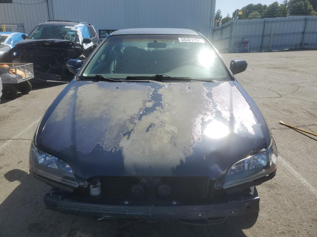 1HGCG3143XA015321 1999 Honda Accord Lx