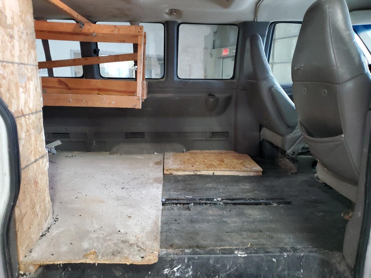 1GAHG39U641131013 2004 Chevrolet Express G3500