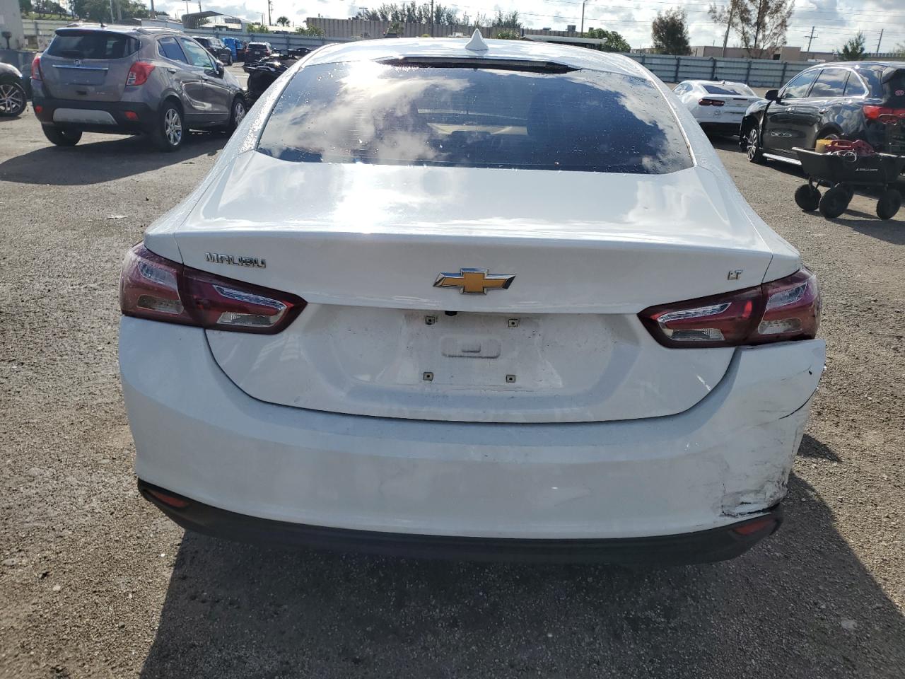 1G1ZD5ST6KF105165 2019 Chevrolet Malibu Lt