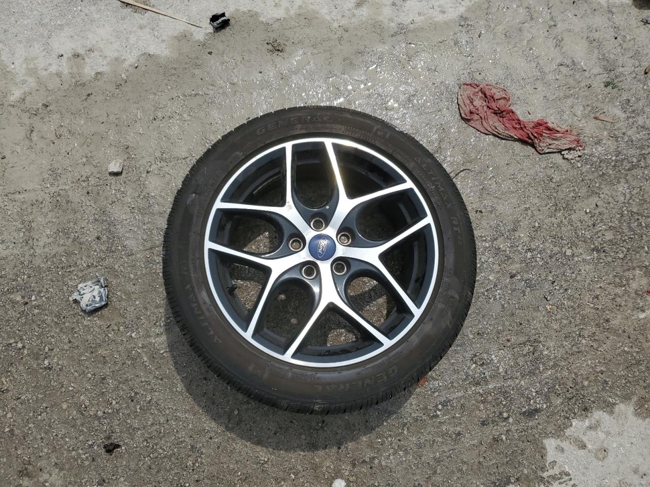 1FADP3F2XFL369081 2015 Ford Focus Se