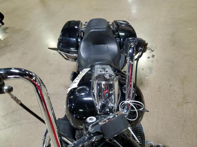 2017 HARLEY-DAVIDSON FLHP POLIC 1HD1FHC18HB612113