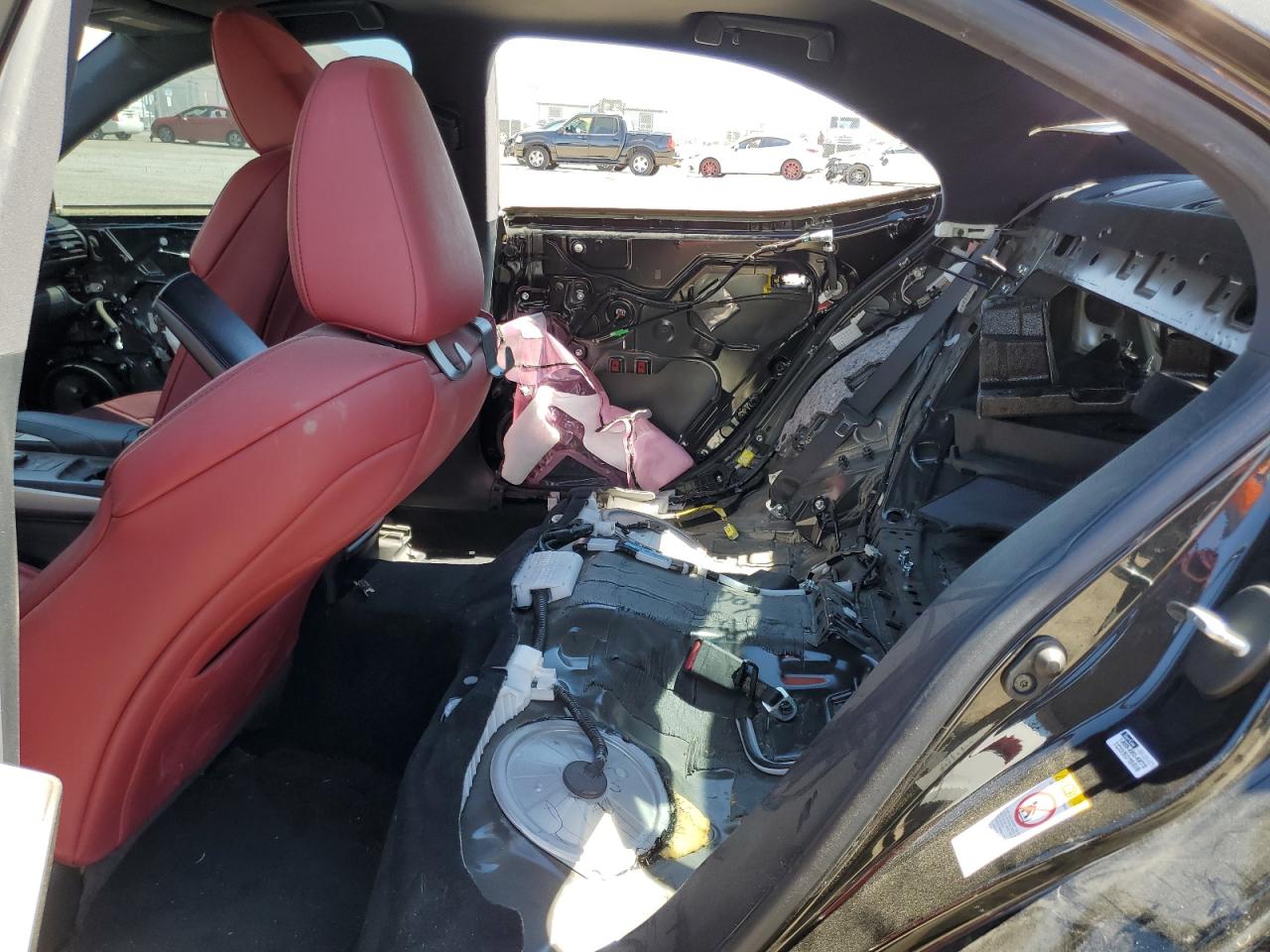 JTHBA1D26J5066238 2018 Lexus Is 300