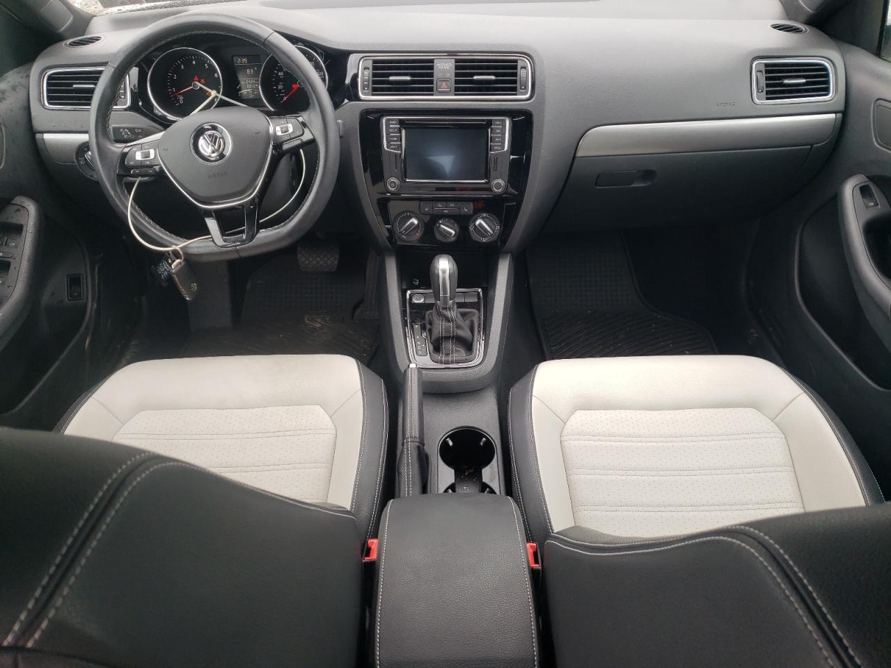 3VWD17AJ8GM349751 2016 Volkswagen Jetta Sport