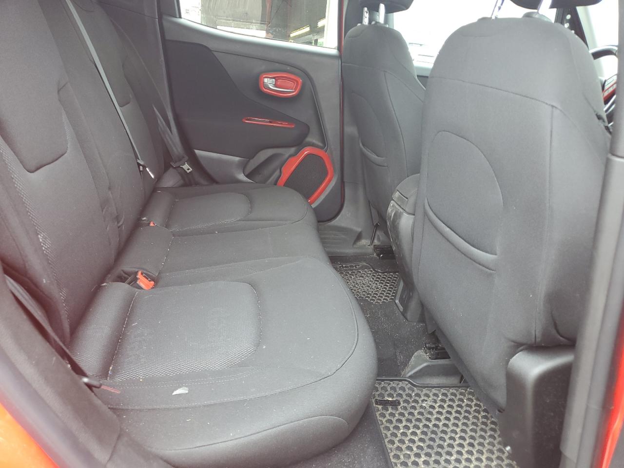 ZACCJBBB7HPG10925 2017 Jeep Renegade Latitude