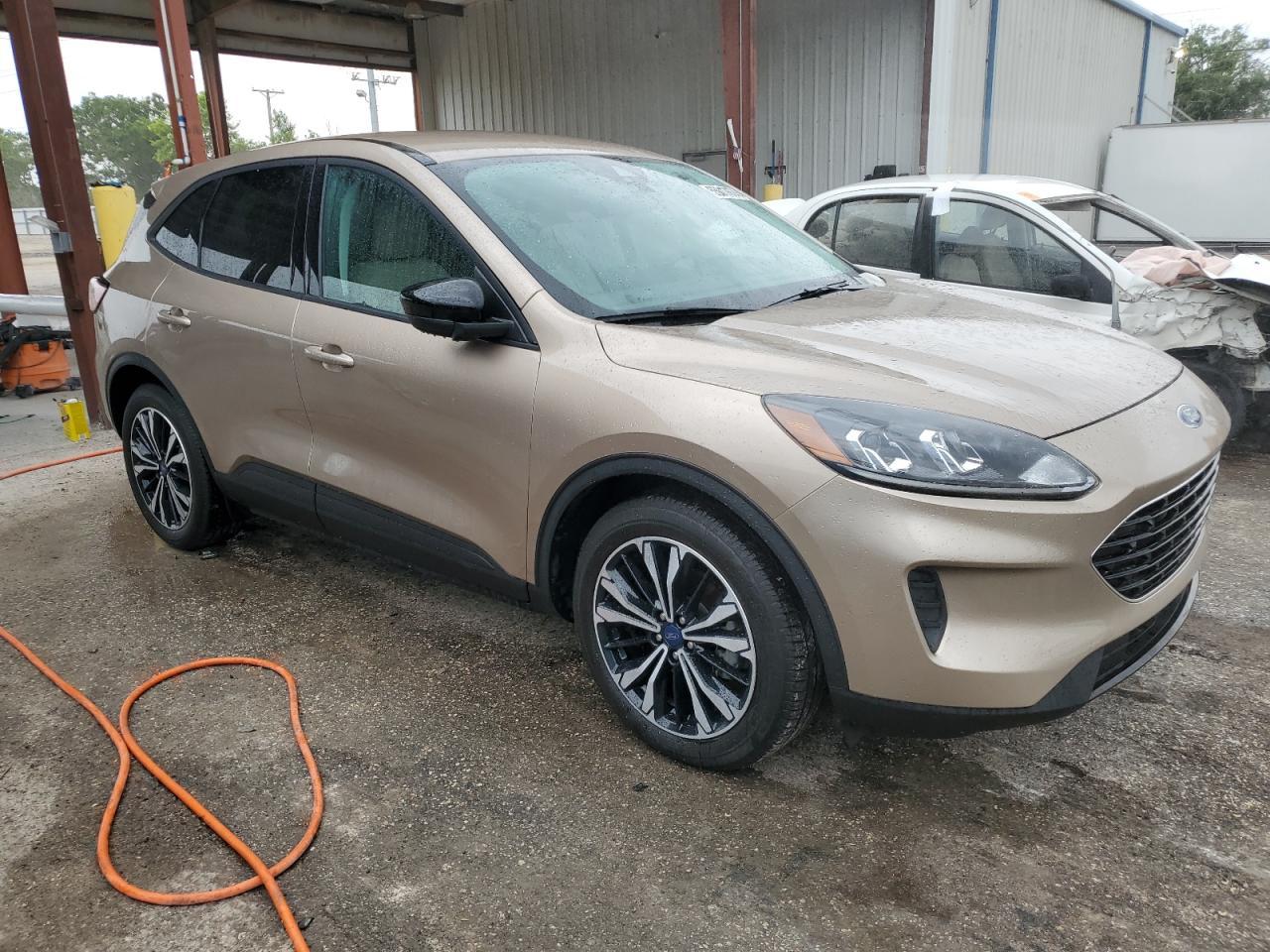 2021 Ford Escape Se vin: 1FMCU0G66MUA08836