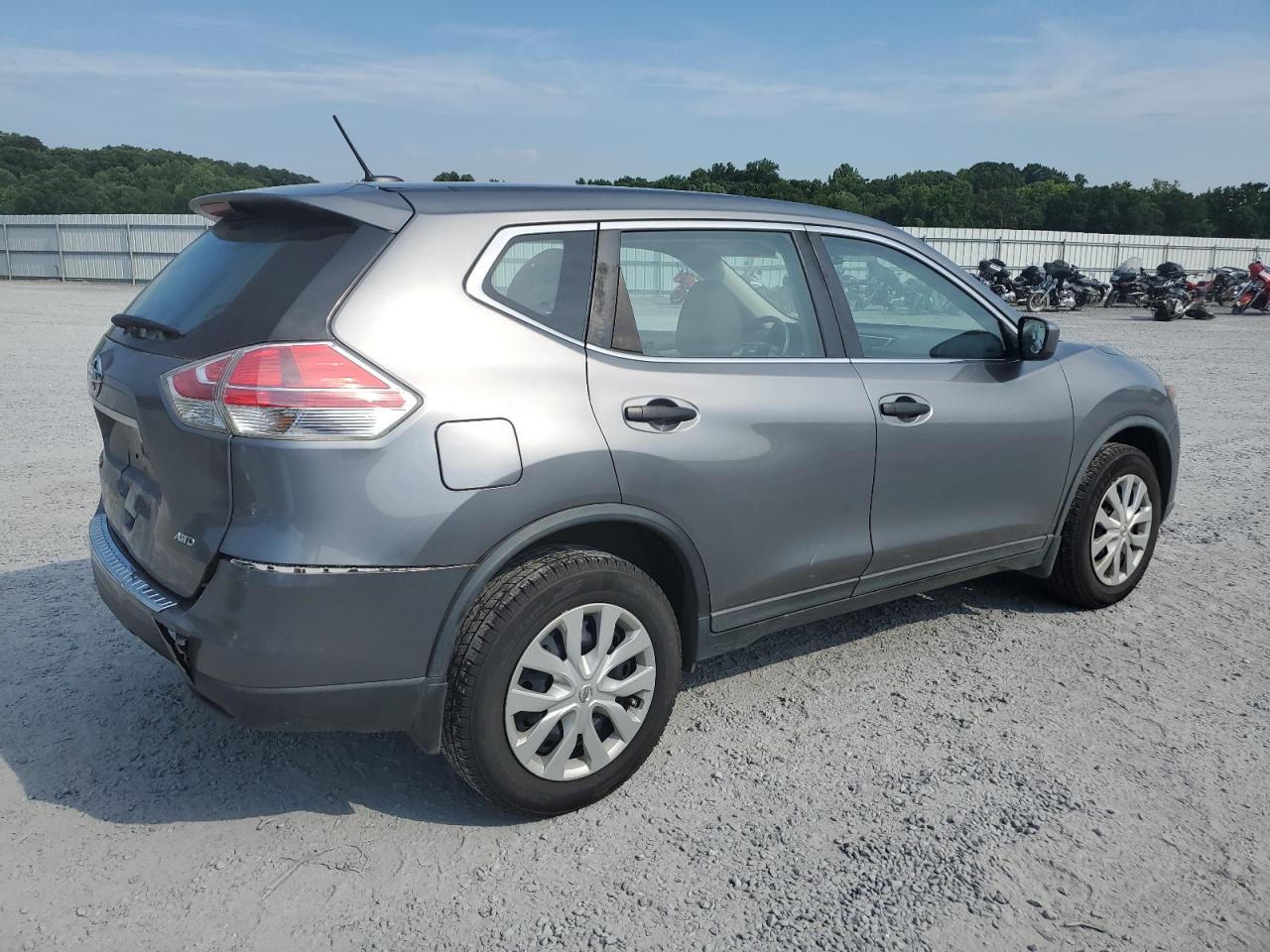 KNMAT2MV2GP633632 NISSAN ROGUE 2016