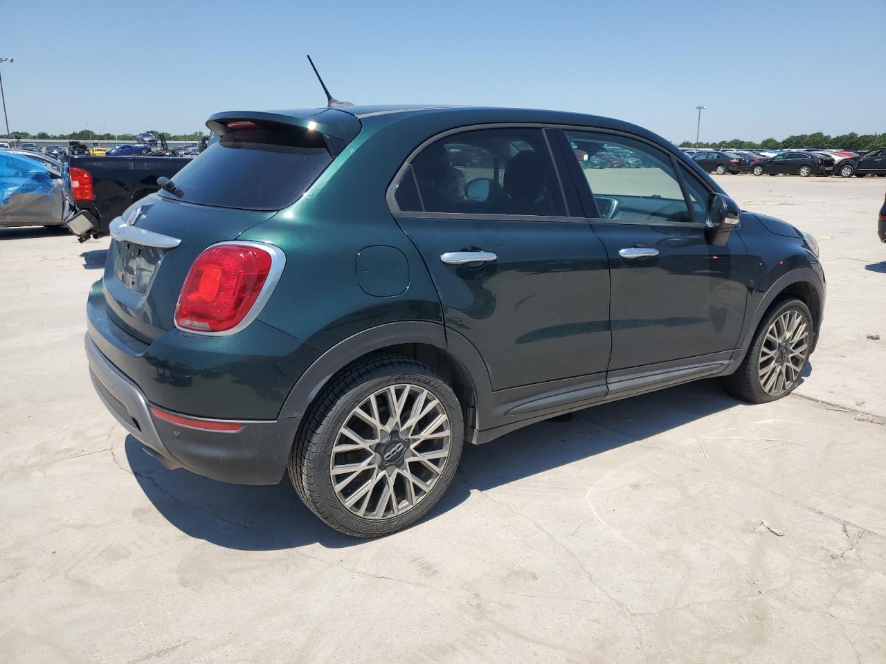 2016 Fiat 500X Trekking vin: ZFBCFXCT9GP484734