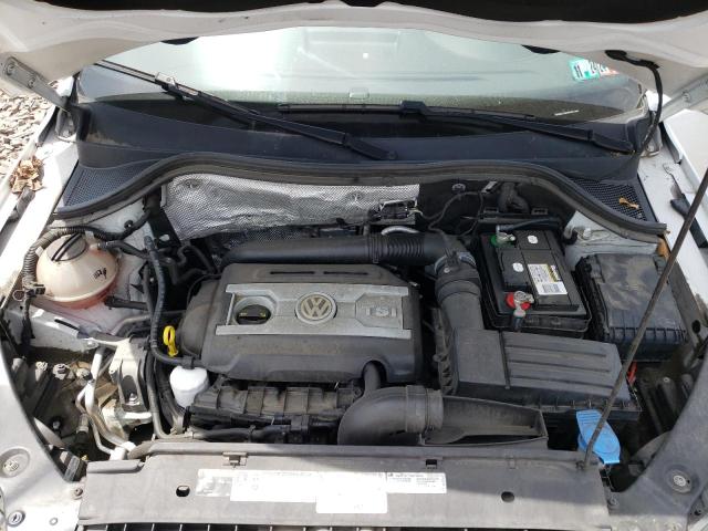 2017 Volkswagen Tiguan Wolfsburg VIN: WVGSV7AX9HK041284 Lot: 57480974