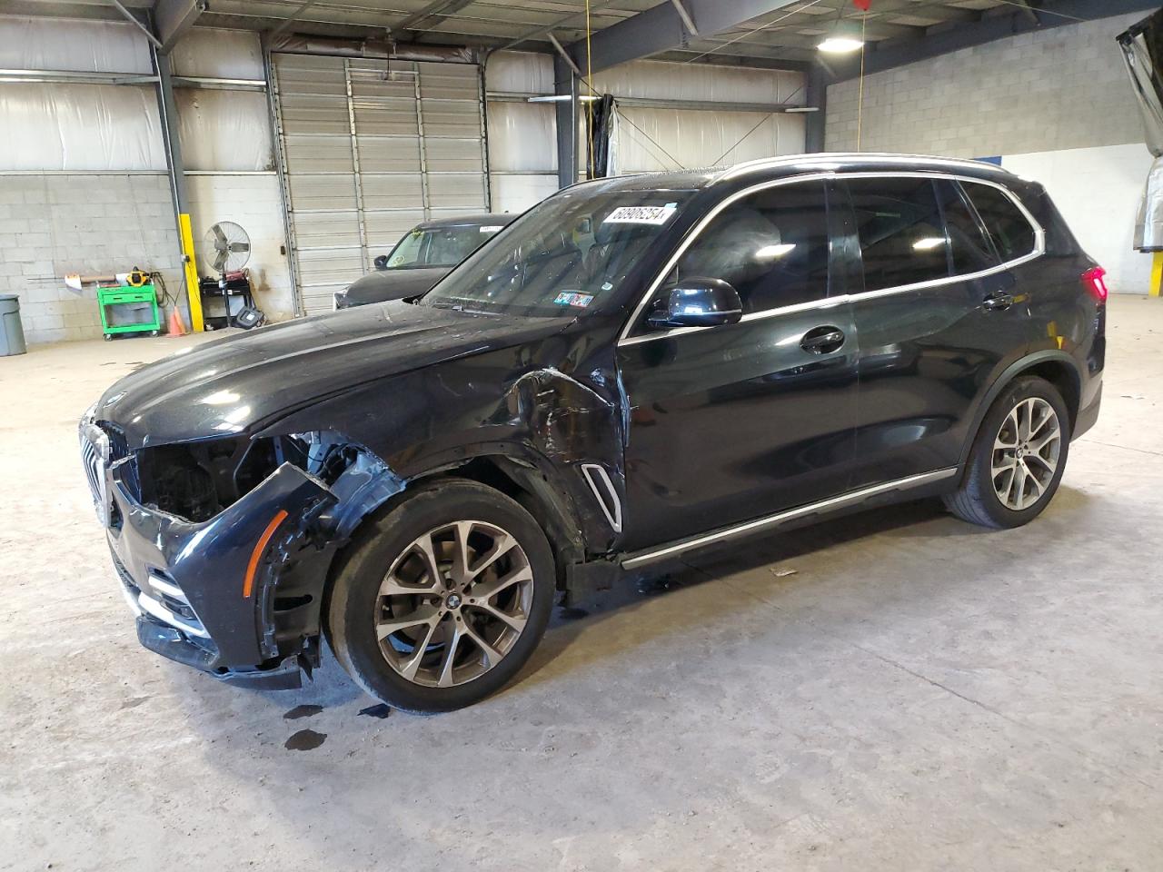 5UXCR6C59KLL06949 BMW X5 2019