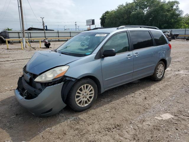 TOYOTA SIENNA CE