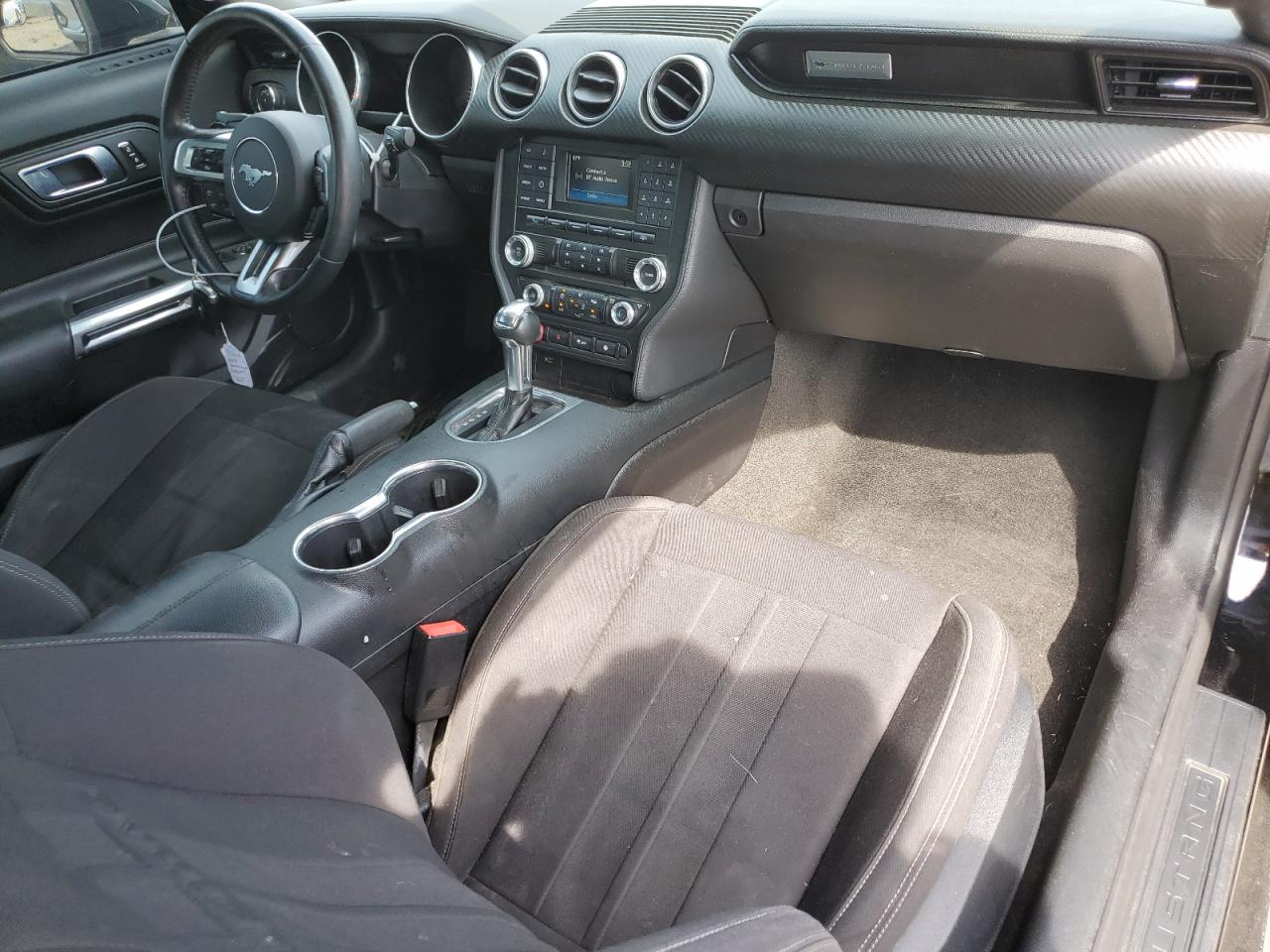 1FA6P8TH0J5146074 2018 Ford Mustang