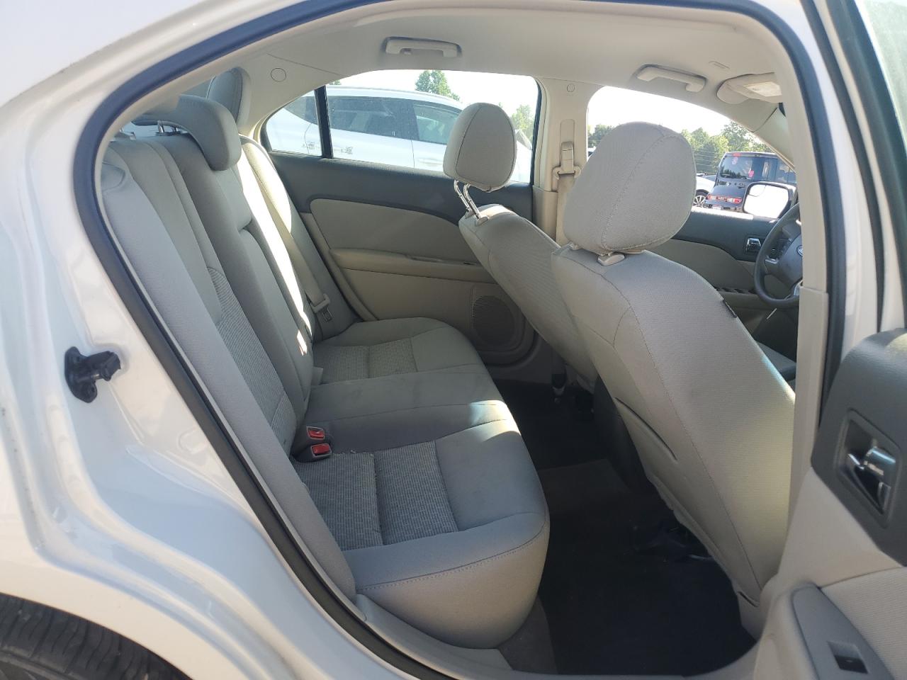 3FAHP0HA8CR427707 2012 Ford Fusion Se