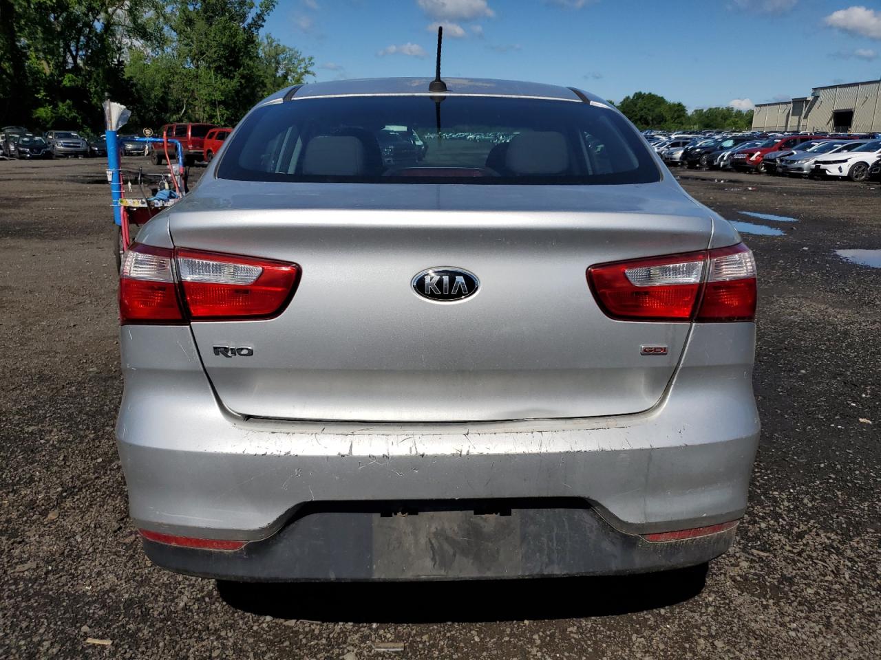 KNADM4A30H6010765 2017 Kia Rio Lx