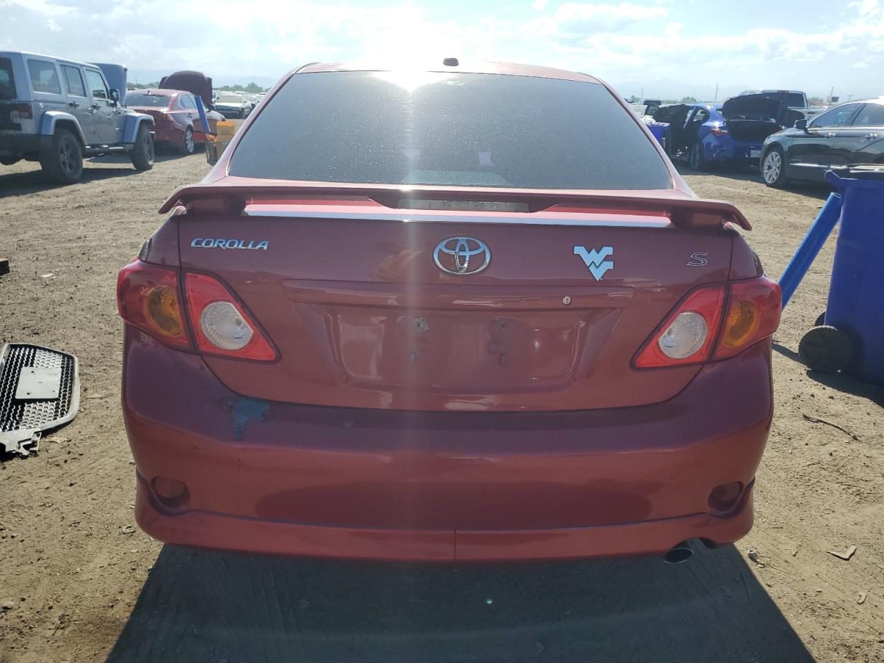 1NXBU4EE7AZ205085 2010 Toyota Corolla Base