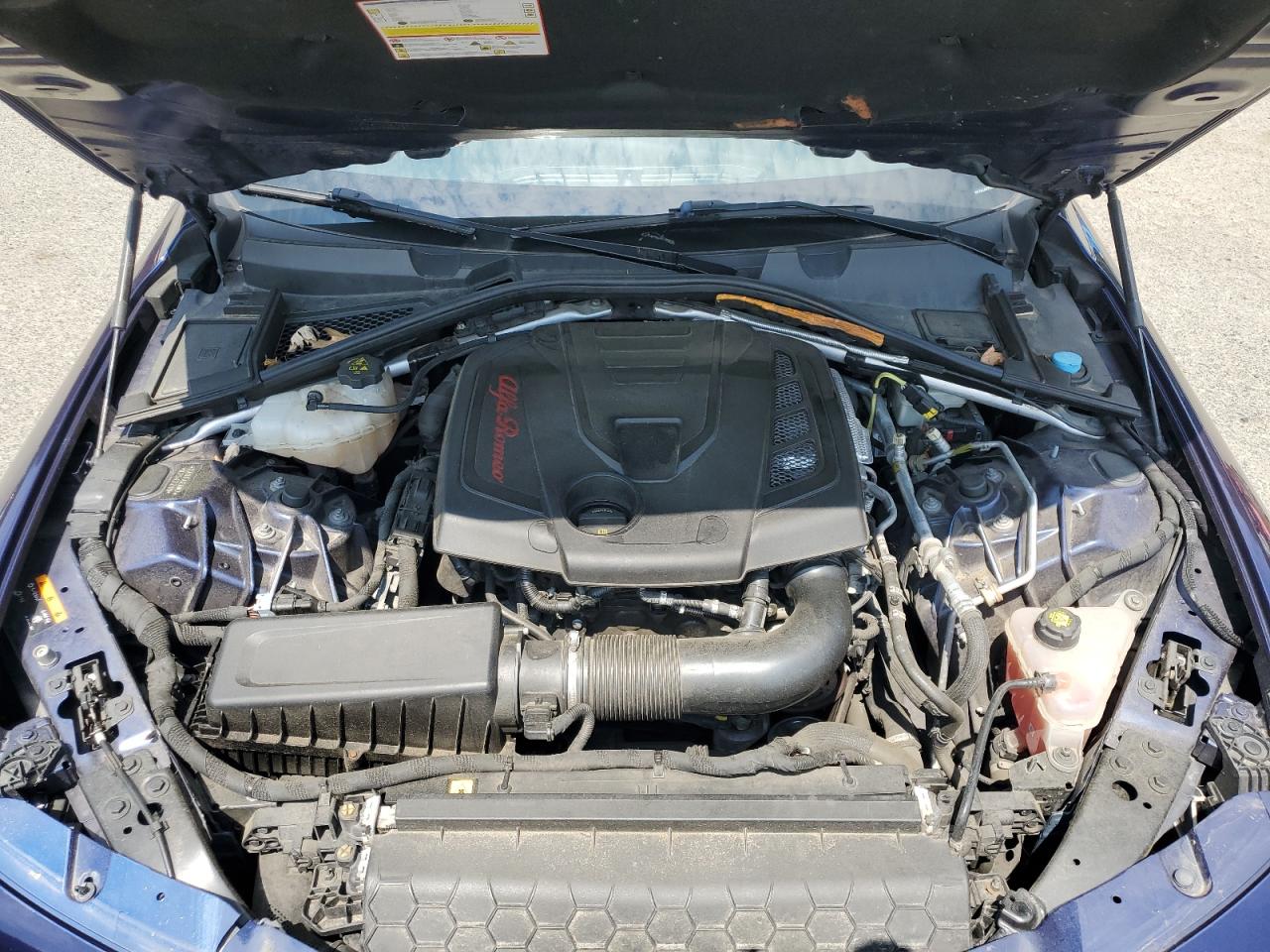 ZARFAEDN7H7547219 2017 Alfa Romeo Giulia Q4