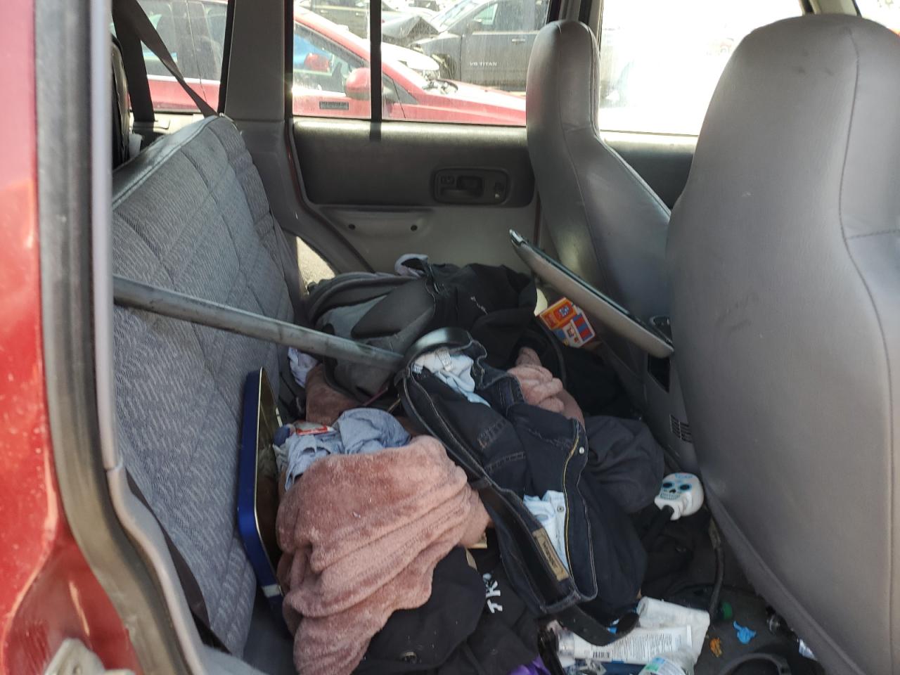 1J4FJ68S6WL163253 1998 Jeep Cherokee Sport