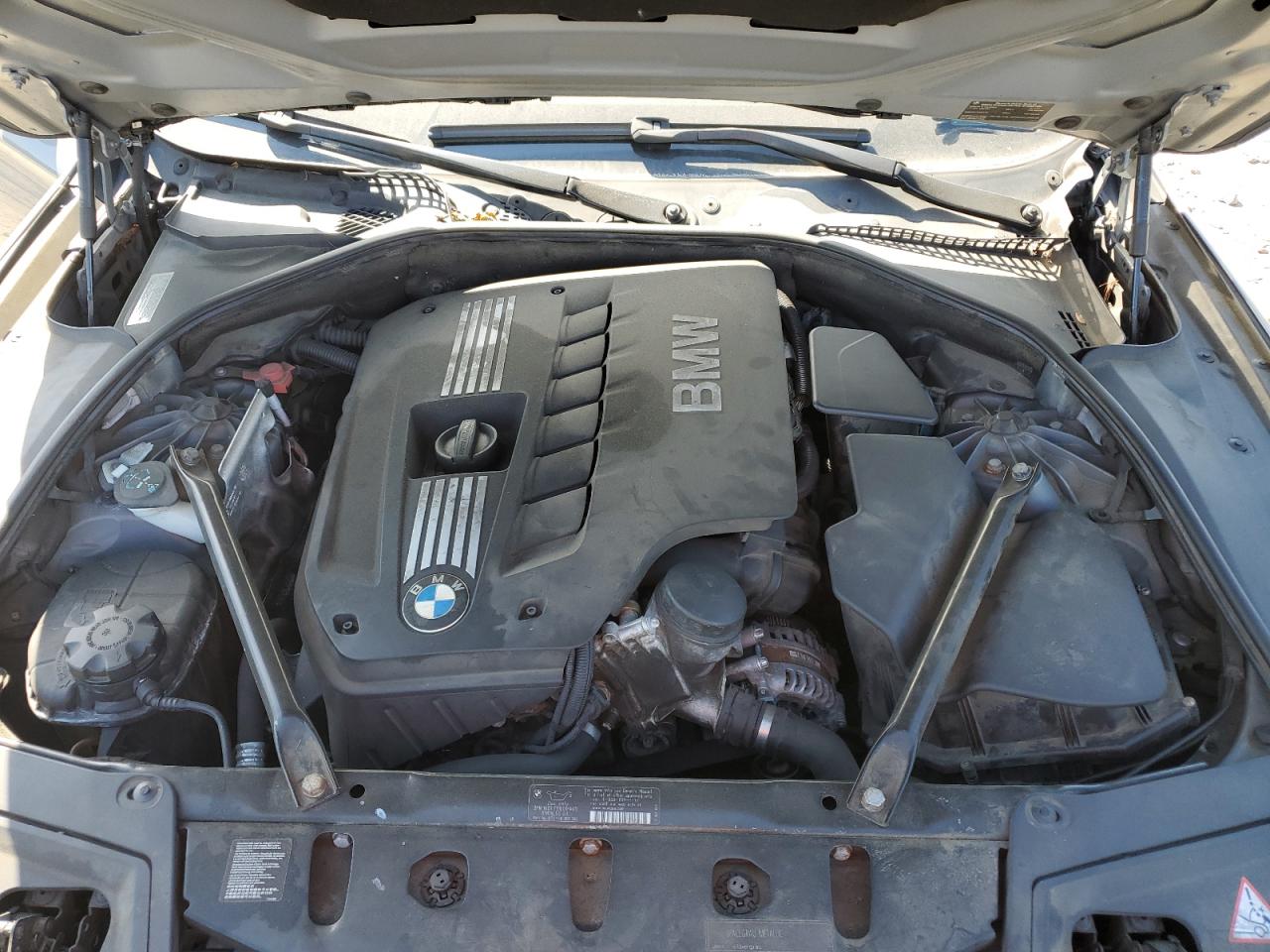 WBAFR1C59BC746085 2011 BMW 528 I