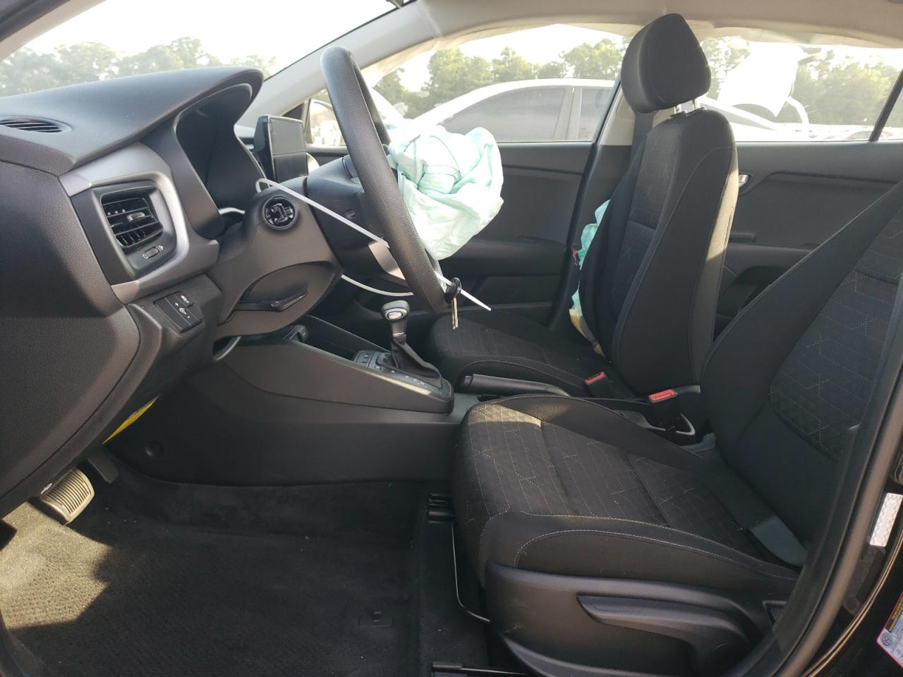 3KPA24AD9ME381853 2021 Kia Rio Lx