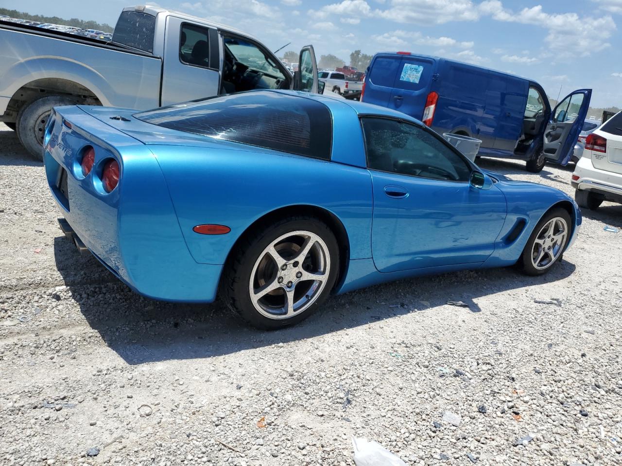 1G1YY22G8Y5102140 2000 Chevrolet Corvette