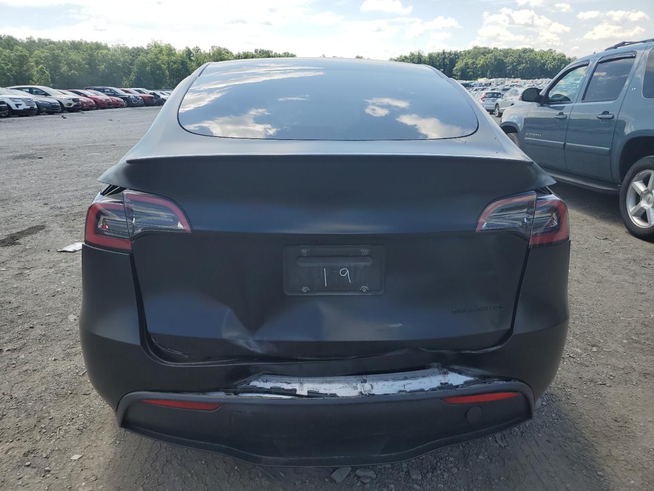 7SAYGDEF6NF517835 2022 Tesla Model Y