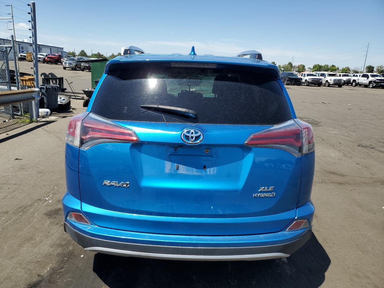 2016 Toyota Rav4 Hv Xle vin: JTMRJREV8GD055893