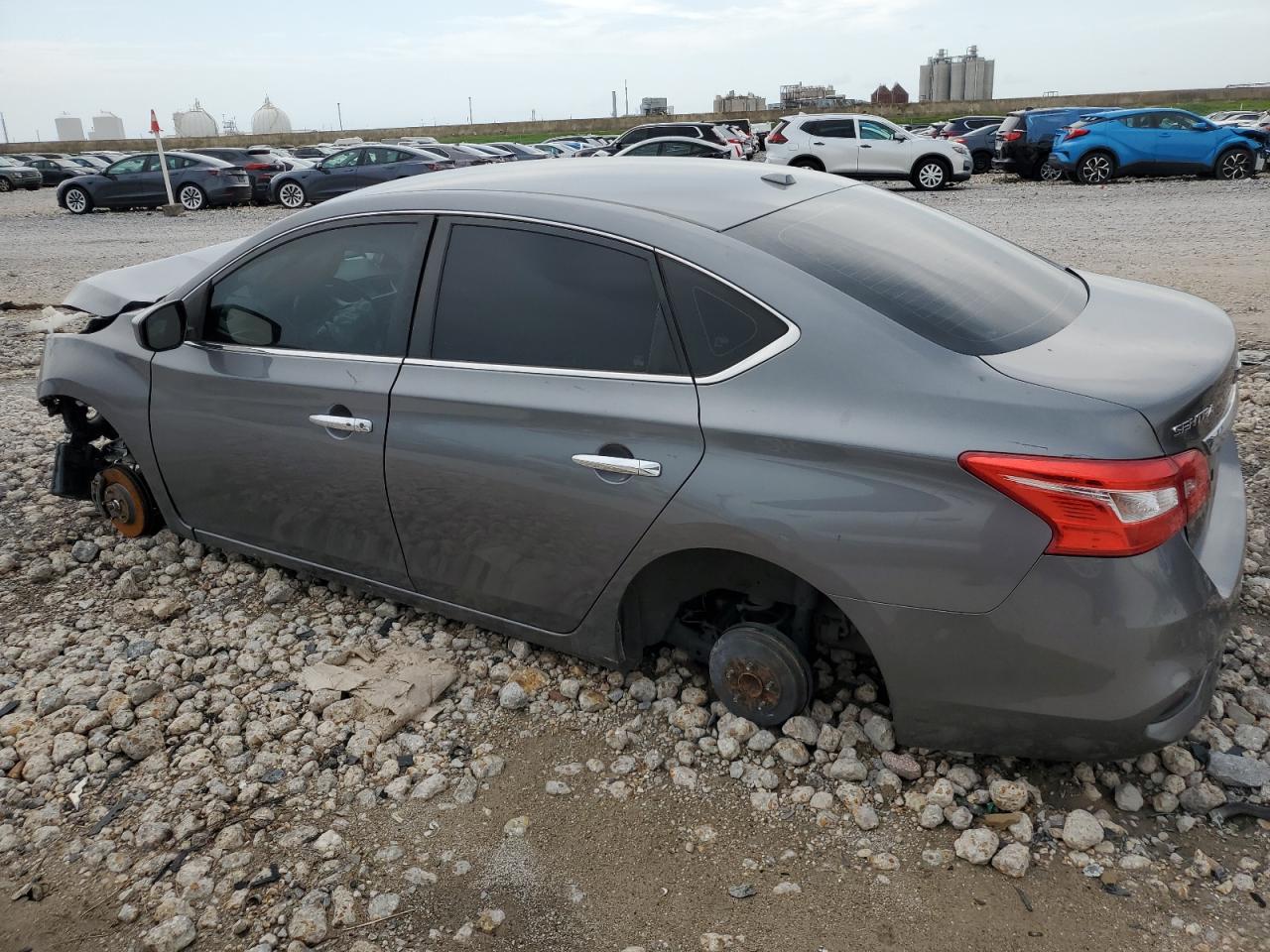 3N1AB7AP2JY285281 2018 Nissan Sentra S