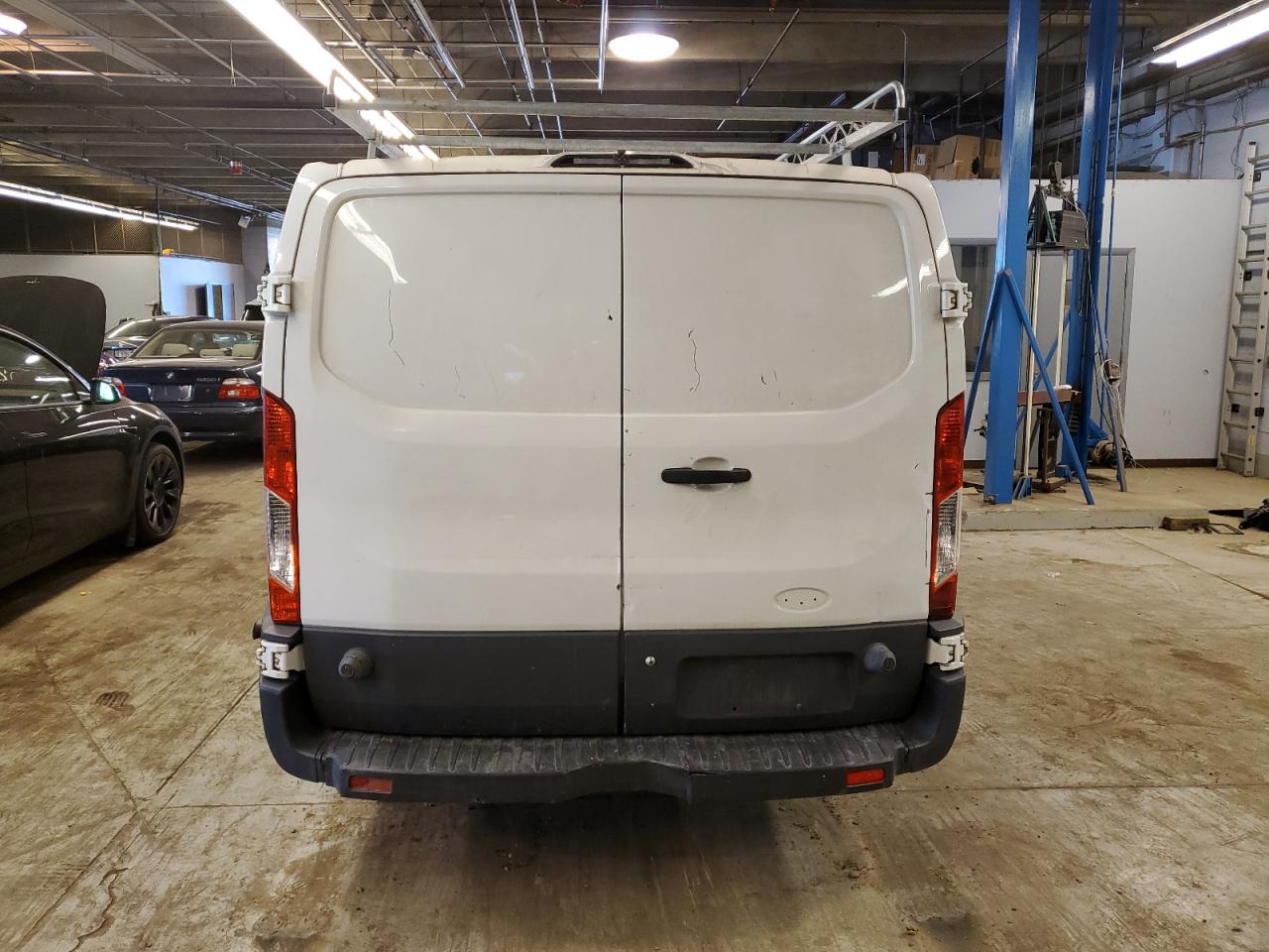 1FTSW2YM7FKA51762 2015 Ford Transit T-350