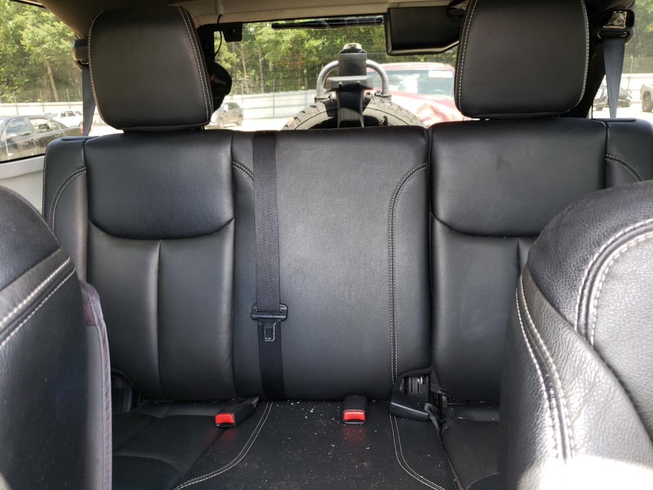 1C4BJWEG8GL170419 2016 Jeep Wrangler Unlimited Sahara