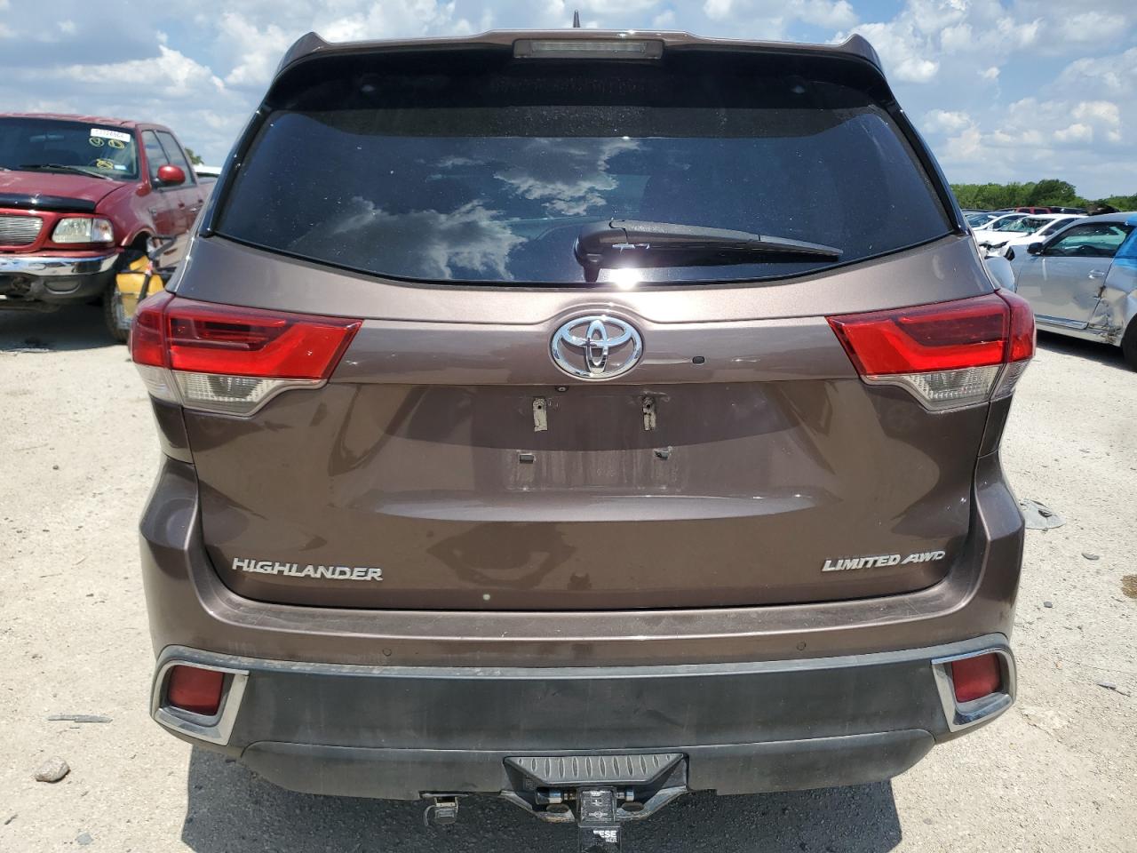 5TDDZRFH5JS486523 2018 Toyota Highlander Limited