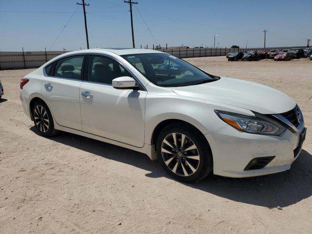 2016 Nissan Altima - Image 4