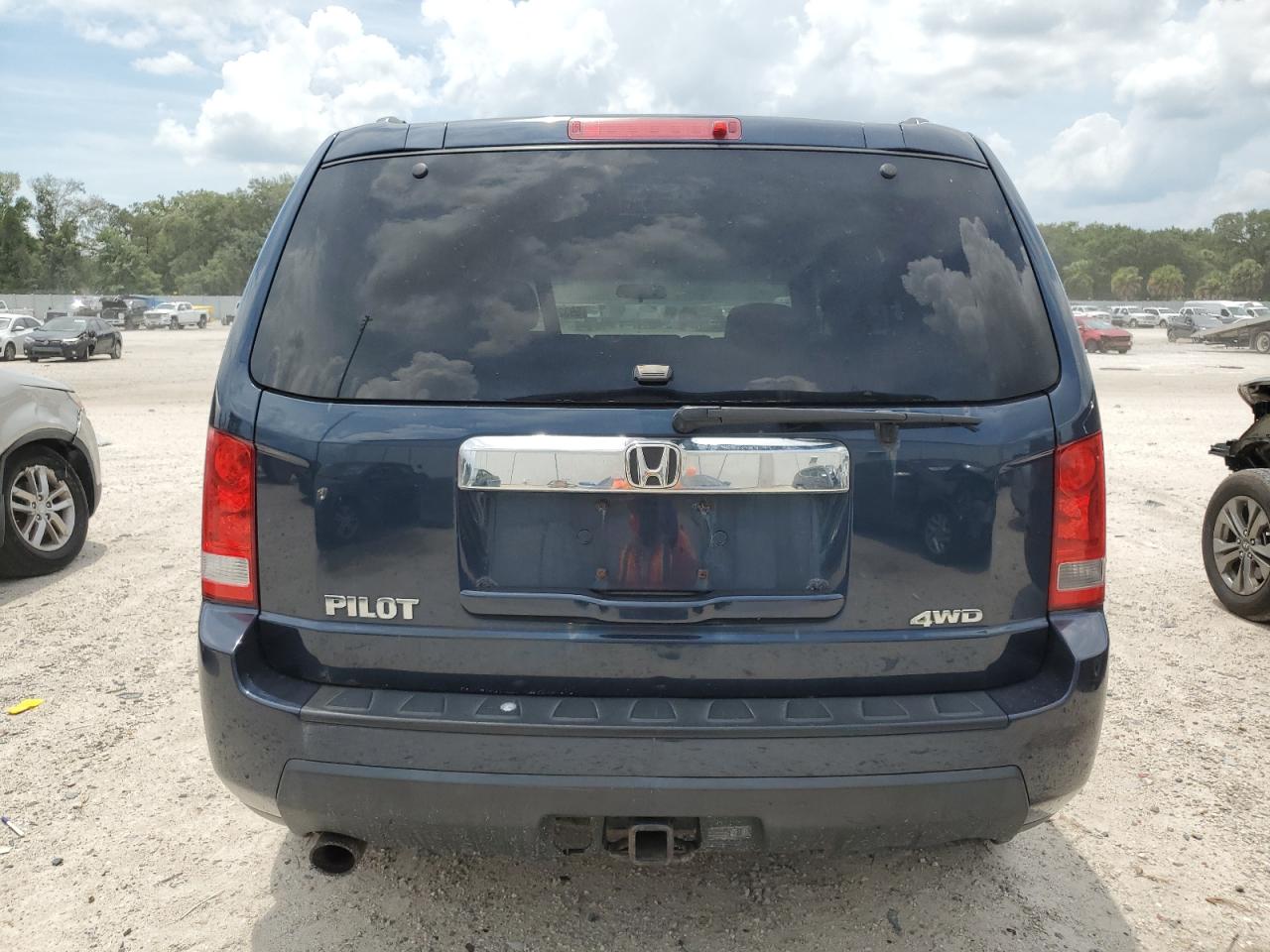 5FNYF4H44BB011930 2011 Honda Pilot Ex