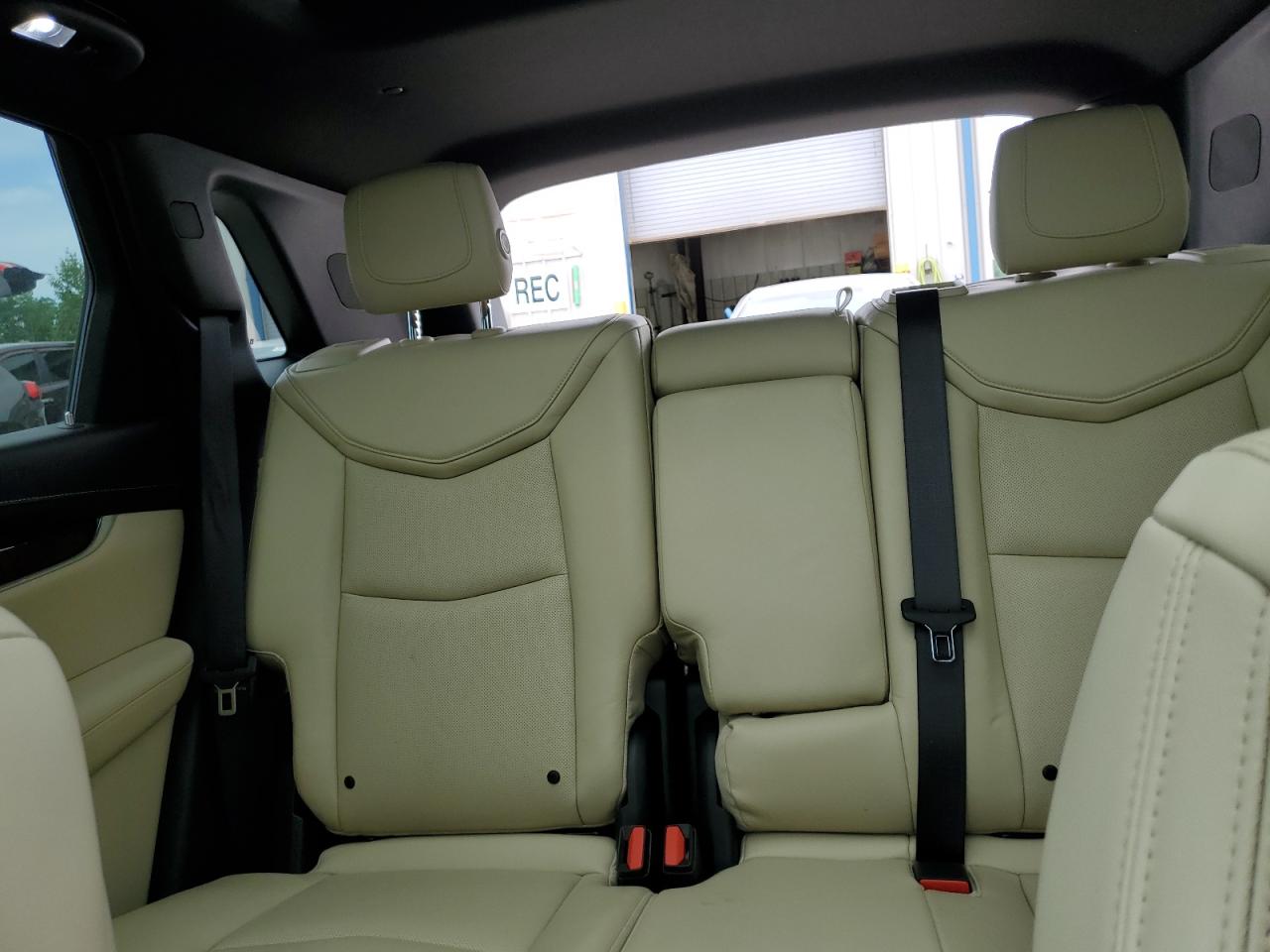 1GYKNERS0HZ165429 2017 Cadillac Xt5 Premium Luxury