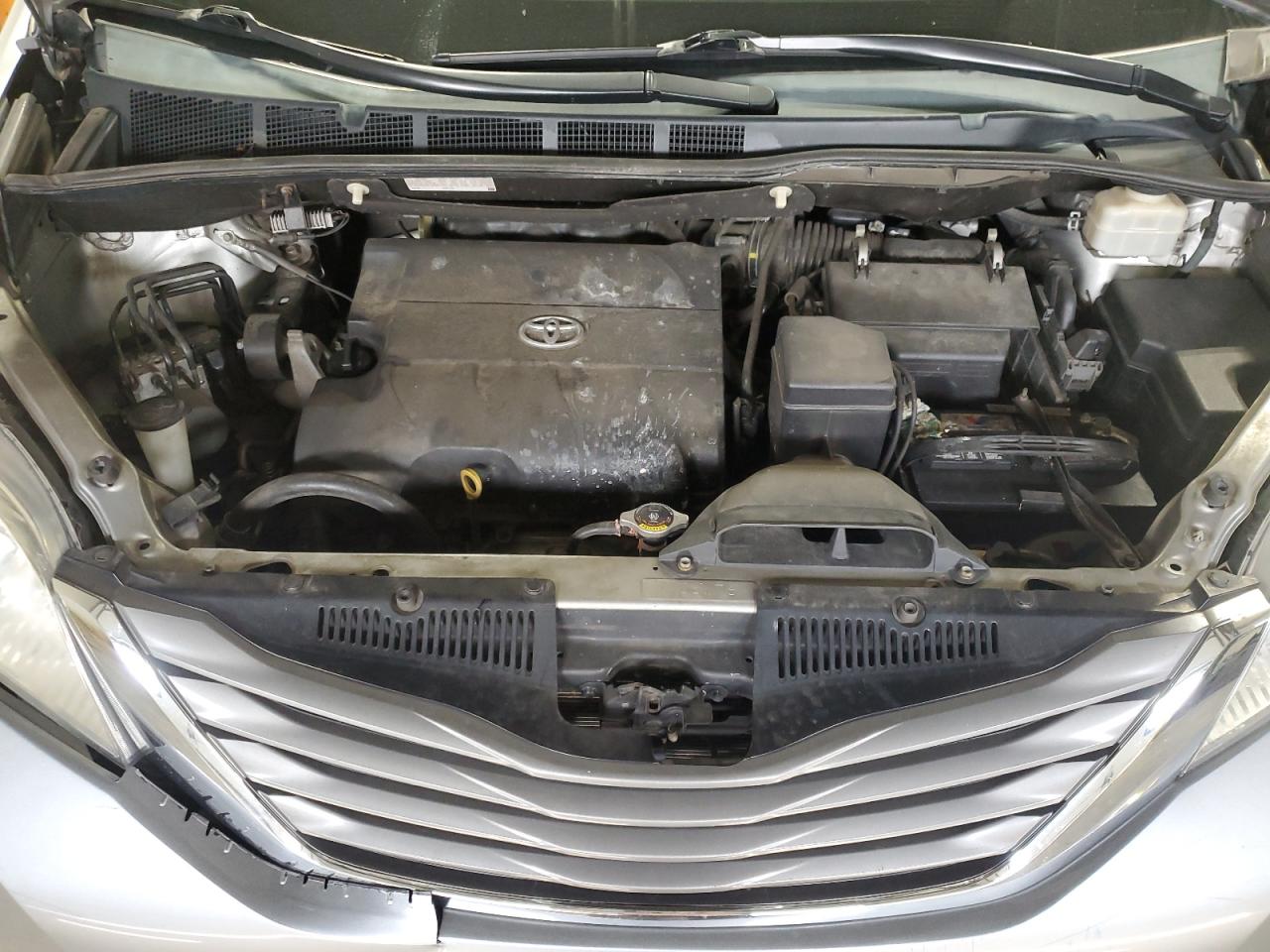 5TDYK3DC6DS401378 2013 Toyota Sienna Xle