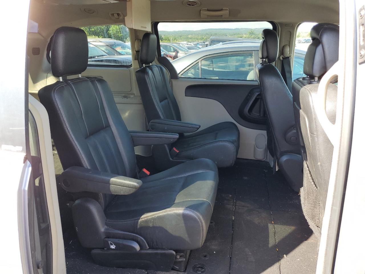 2C4RC1BG6ER188681 2014 Chrysler Town & Country Touring