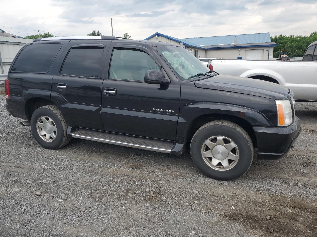 1GYEK63N42R110214 2002 Cadillac Escalade Luxury