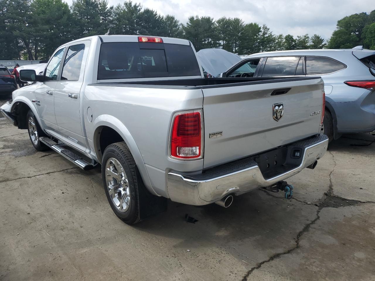 1C6RR7NT1JS248053 2018 Ram 1500 Laramie