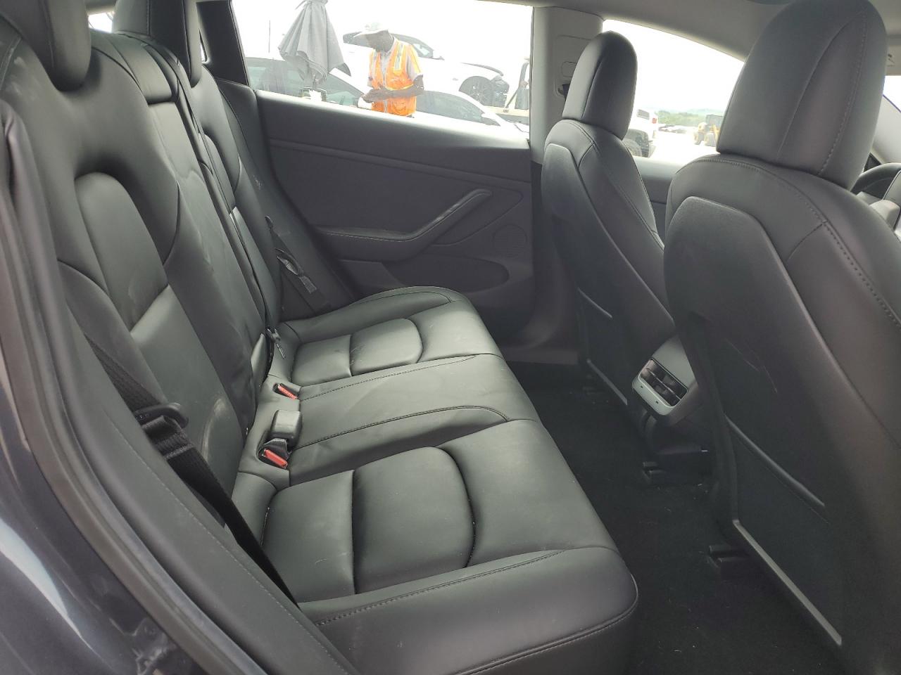 5YJ3E1EBXMF060194 2021 Tesla Model 3