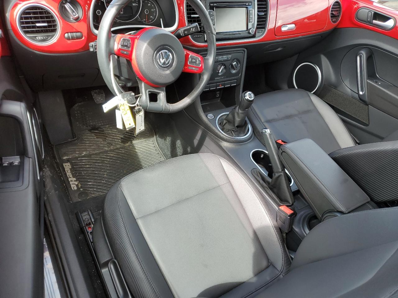 3VWHX7AT0CM653667 2012 Volkswagen Beetle