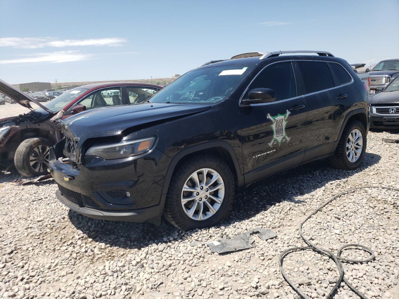 2019 Jeep Cherokee Latitude vin: 1C4PJLCB2KD222500