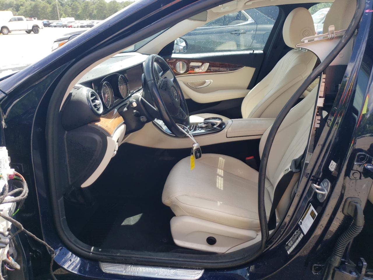 WDDZF4JB0JA453730 2018 Mercedes-Benz E 300