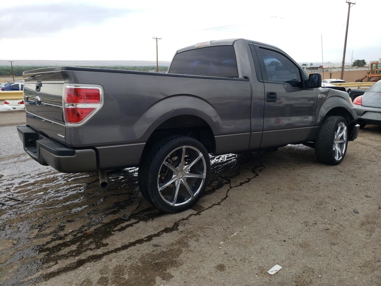 2013 Ford F150 vin: 1FTMF1CMXDKG50095