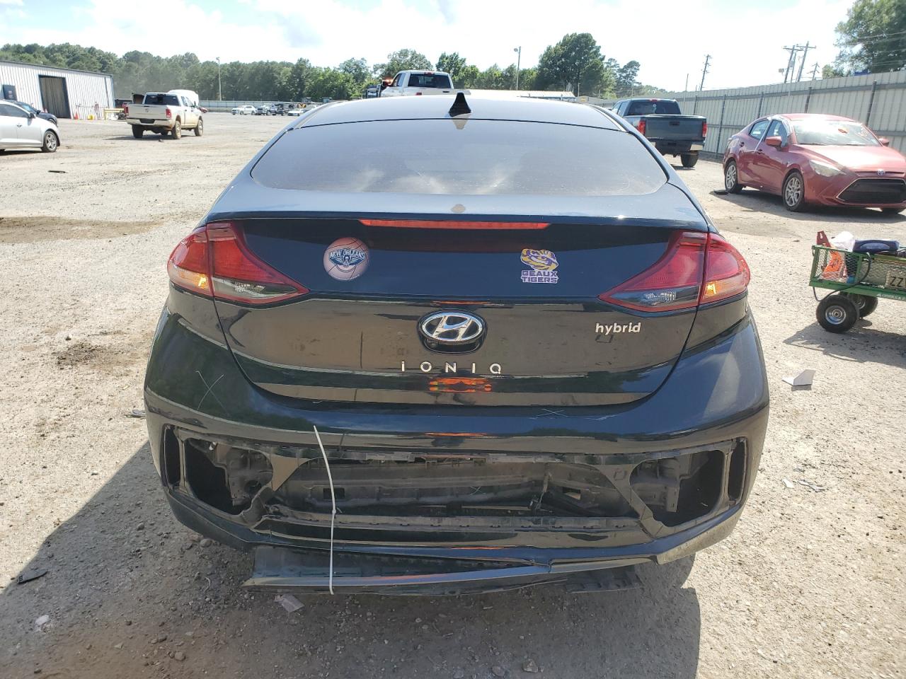 KMHC75LC8LU213377 2020 Hyundai Ioniq Se