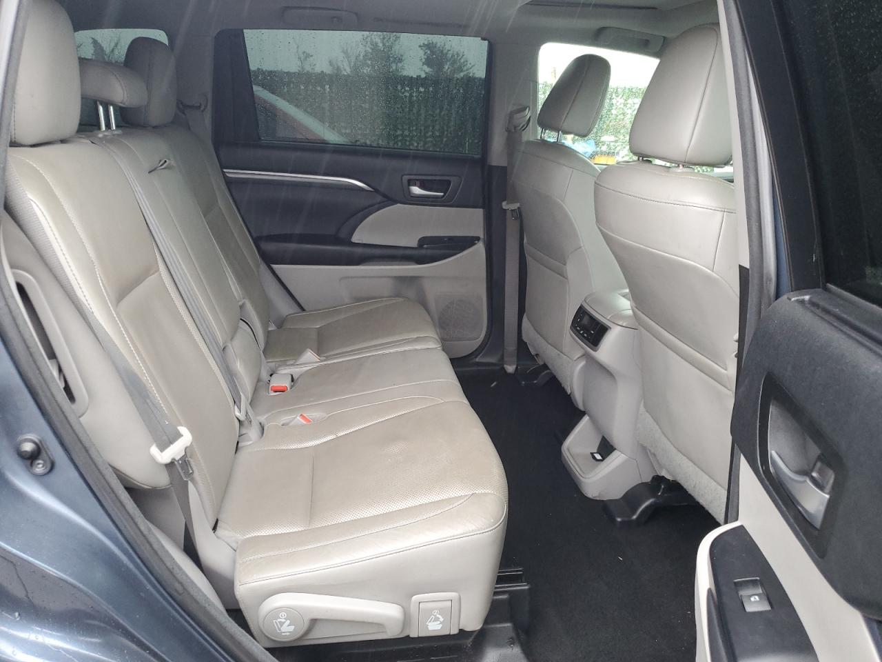 5TDYZRFH2HS229895 2017 Toyota Highlander Limited