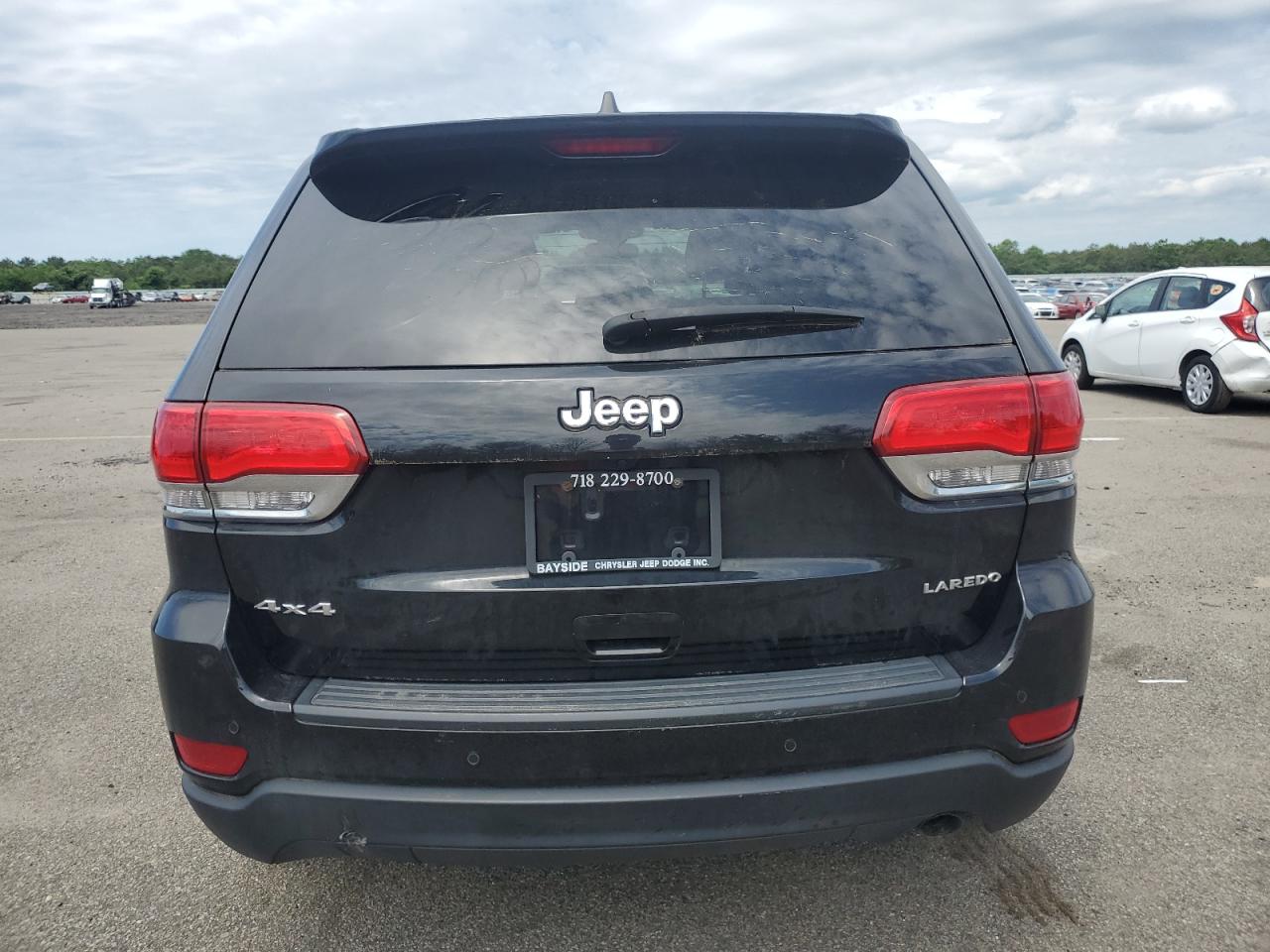 1C4RJFAG3KC709302 2019 Jeep Grand Cherokee Laredo