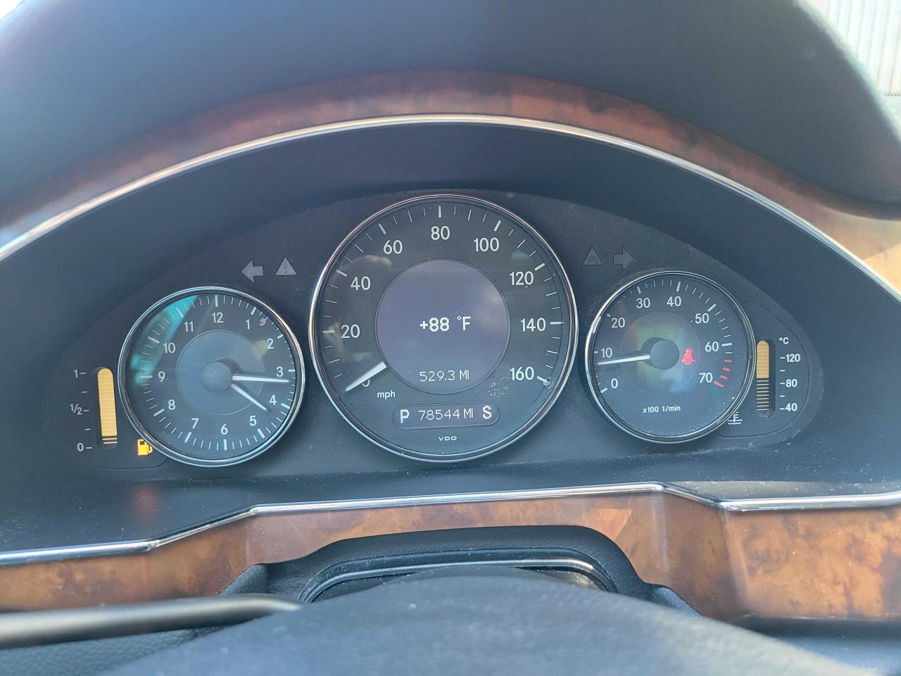 WDDDJ75XX6A008533 2006 Mercedes-Benz Cls 500C