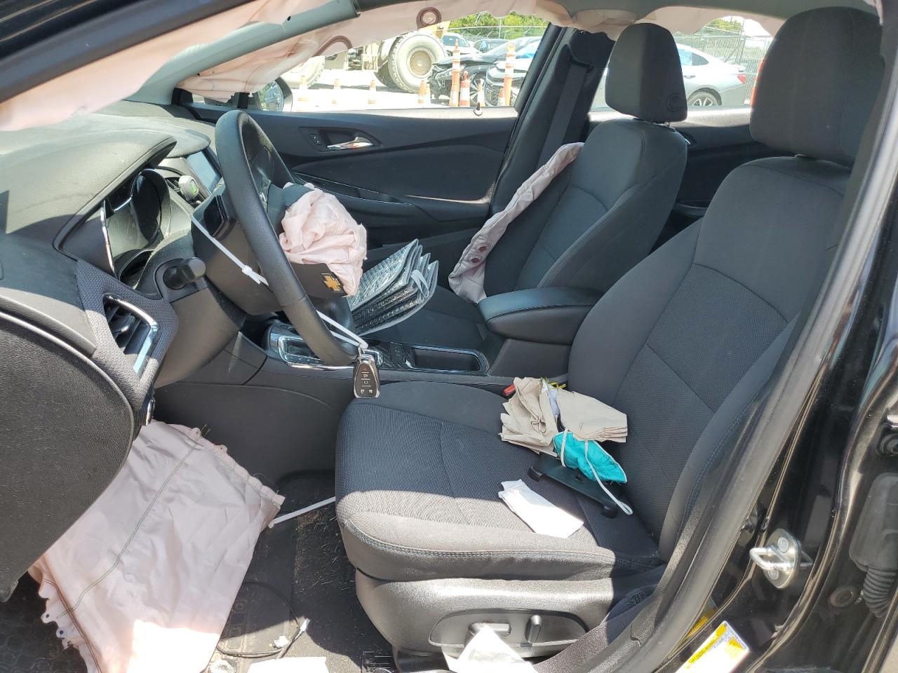 1G1BE5SM8K7143692 CHEVROLET CRUZE 2019