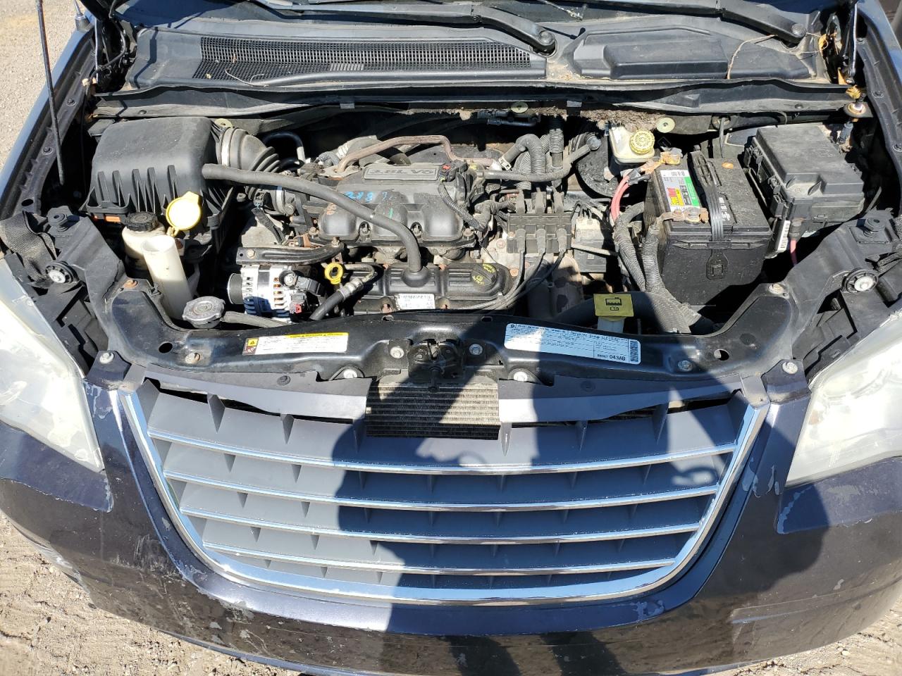 2A4RR5D15AR140866 2010 Chrysler Town & Country Touring